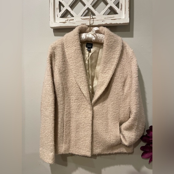 Eileen Fisher Boucle Lined Wool Jacket / Blazer In Cream/Ivory Size M - Picture 4 of 15